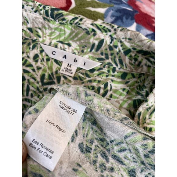 CAbi M Faux Wrap Dress Green Leaf Print 3/4 Sleeve V Neck #280 Soft Rayon EUC - Picture 8 of 13